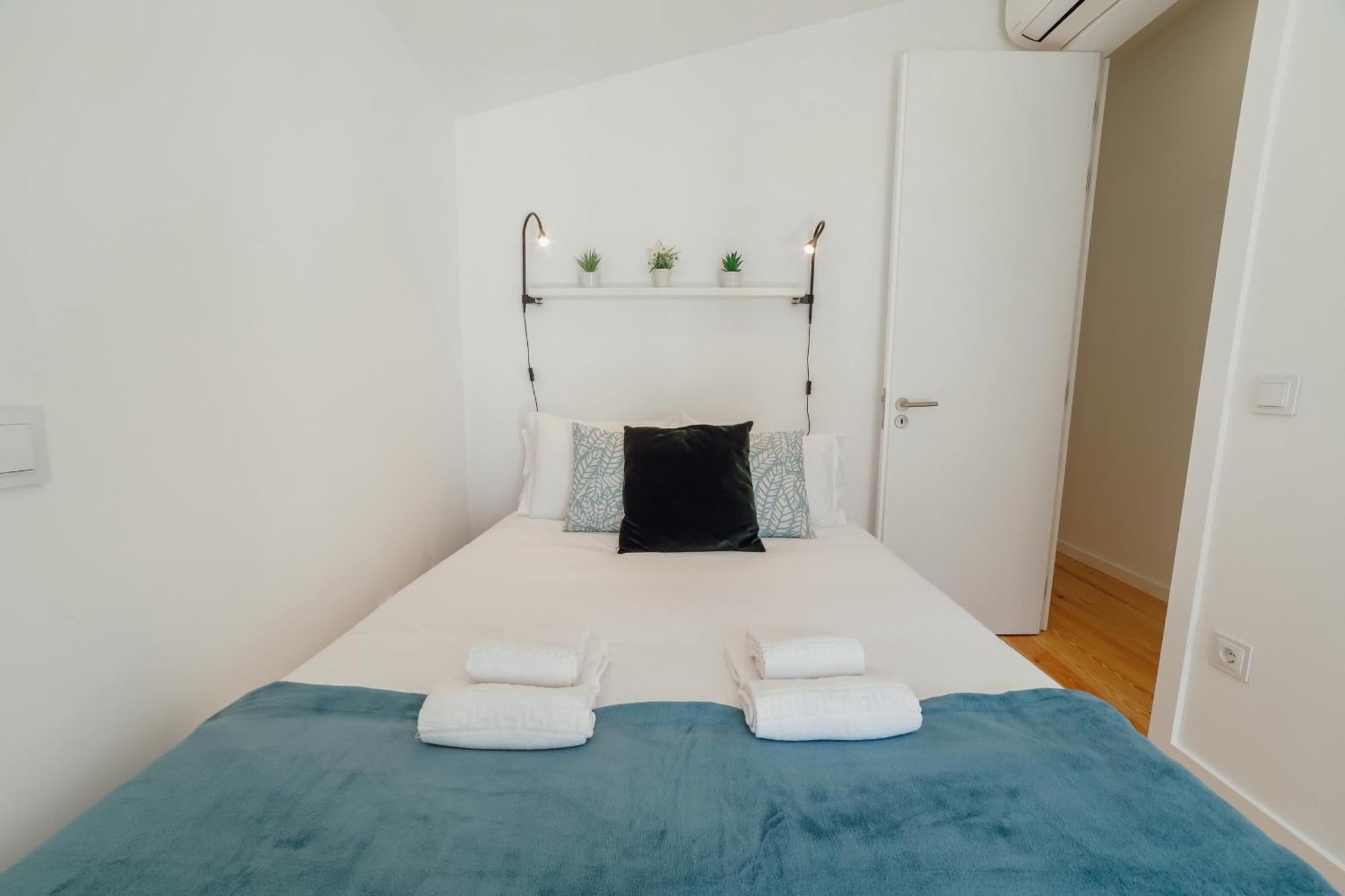 COURTYARD OPORTO DESIGN APARTMENTs Porto Exterior foto